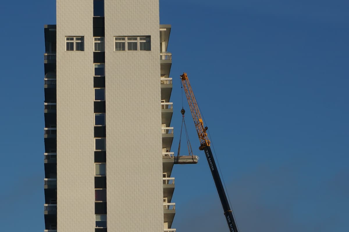 Príprava na obnovu bytového domu